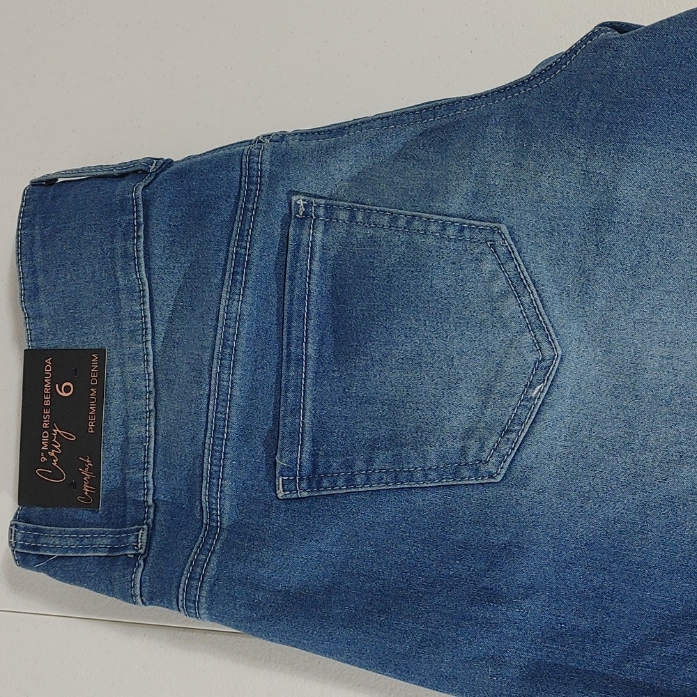 Copperflash Mid Rise Bermuda Shorts - Picture 9 of 9